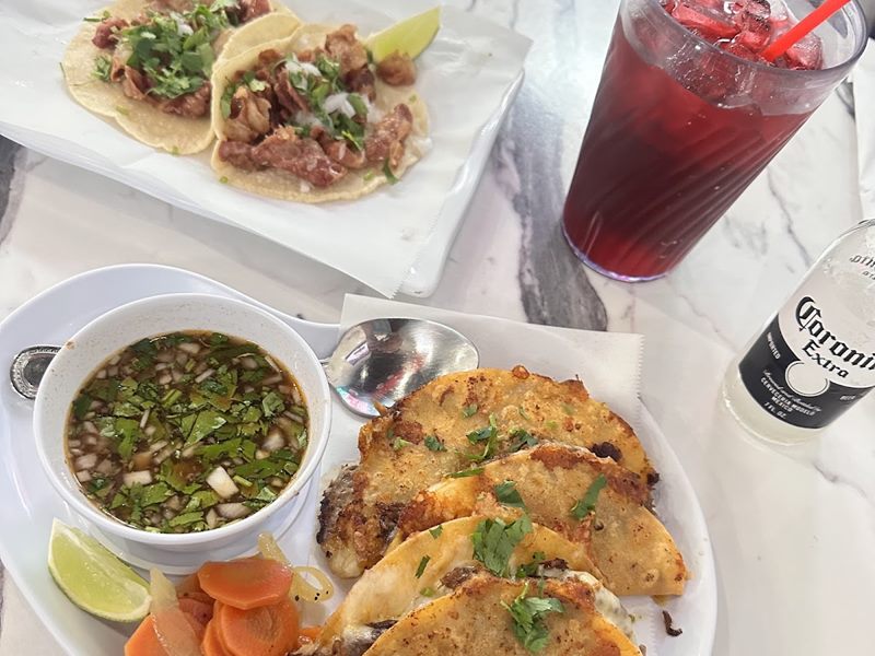 JP Tacos: El Patron Del Sabor food